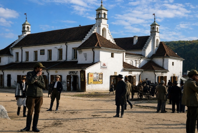 Ratusz w Zaleszczykach 1