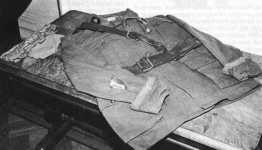 Mundur generała Sikorskiego wydobyty z wraku samolotu