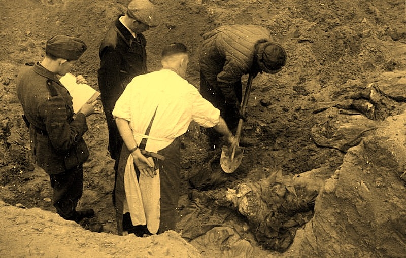 Doły katyńskie, mord katyński 